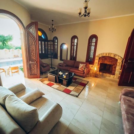 Tunis Palace - Al Fayyūm Εξωτερικό φωτογραφία